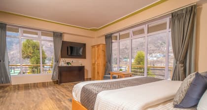 Divine Brookyard Resort