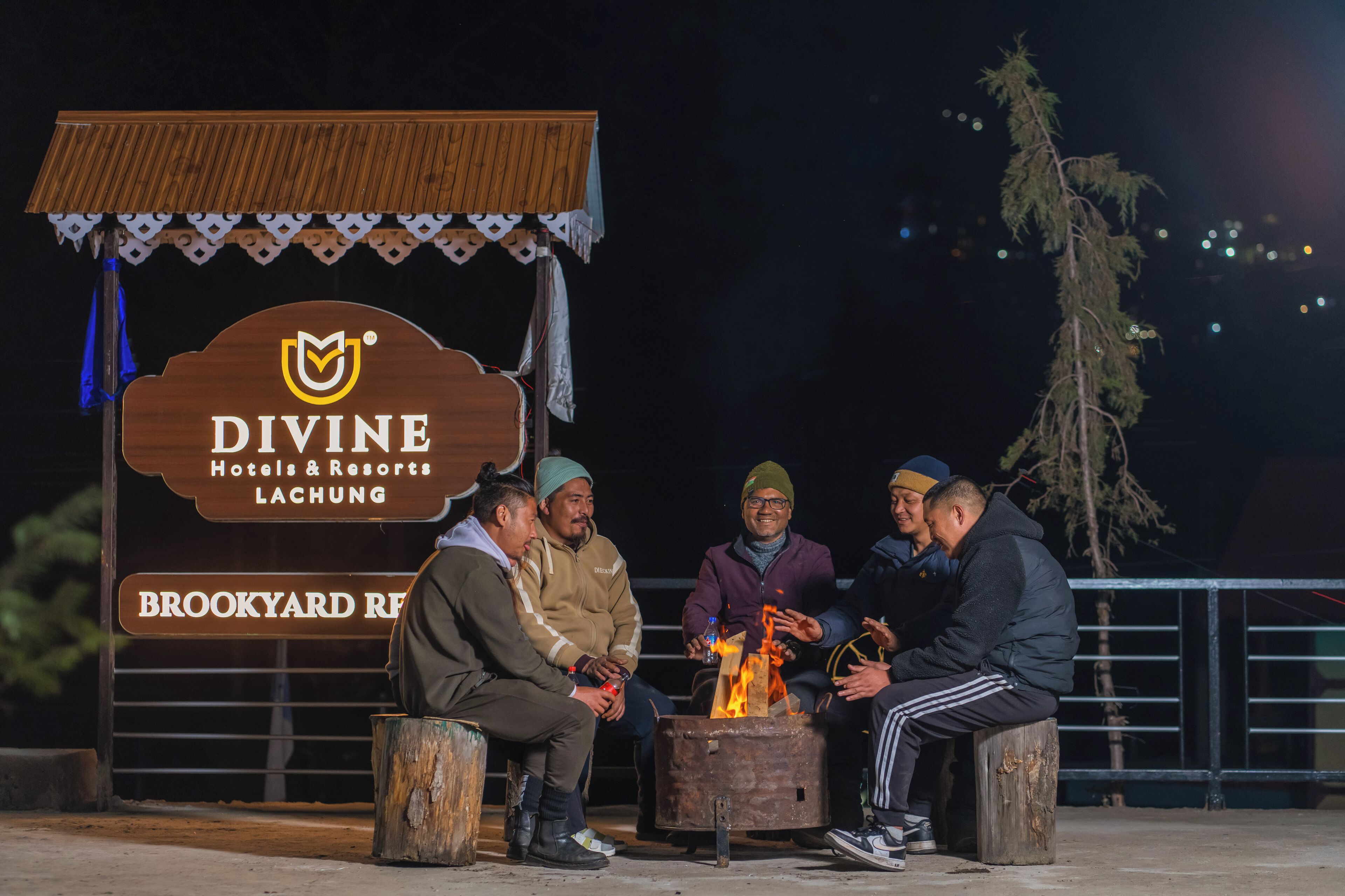 Superior Double Room, Balcony, Mountain View | Property grounds