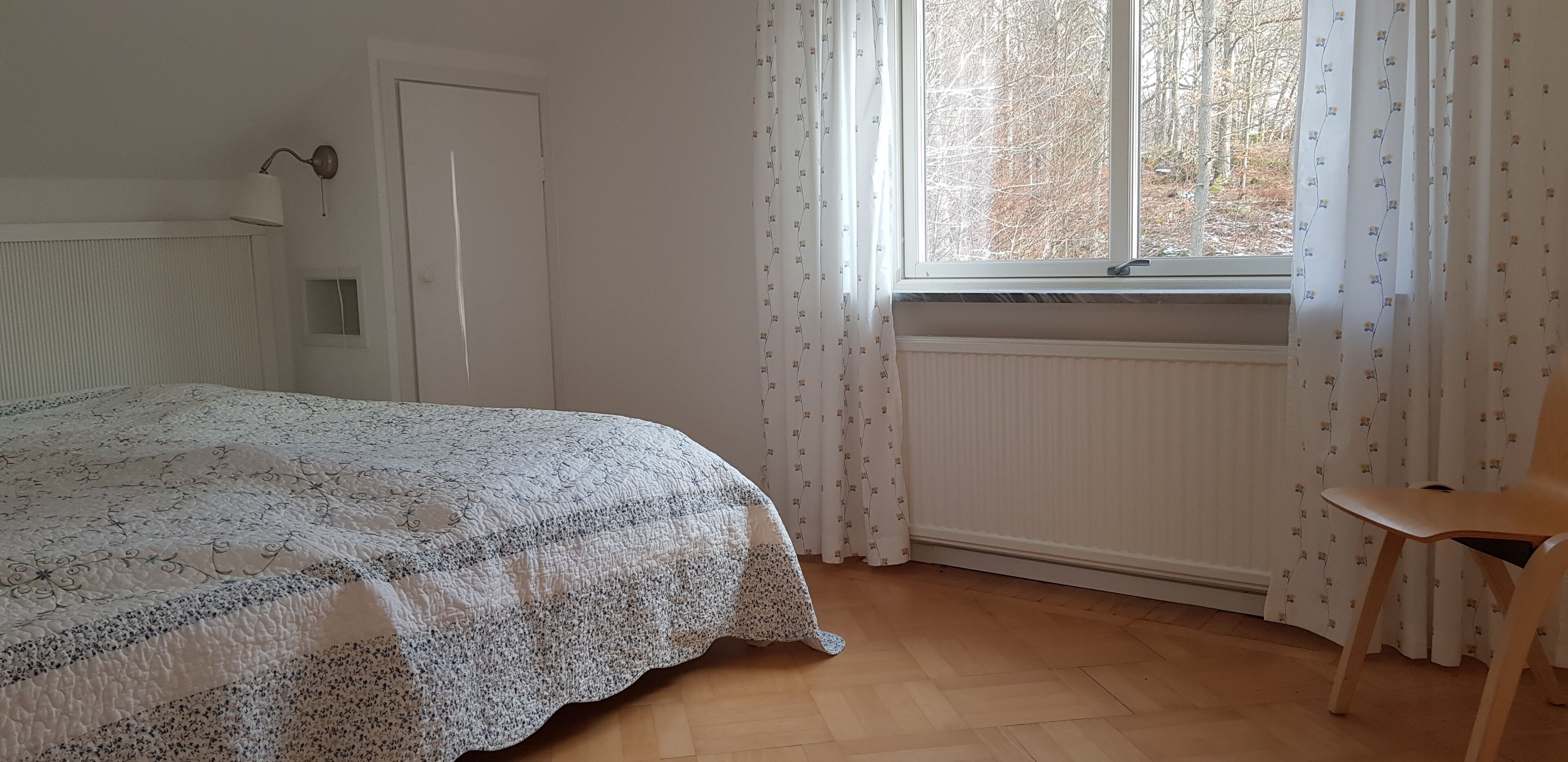 Silitysrauta/-lauta, internet, vuodevaatteet