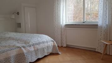 Silitysrauta/-lauta, internet, vuodevaatteet