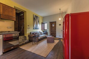 Refrigerador, horno, placa de cocina, lavavajillas