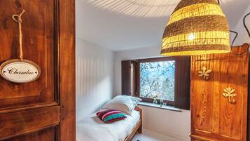 Nhà Duplex dành cho gia đình, sân hiên, quang cảnh núi | Bàn ủi/dụng cụ ủi quần áo, truy cập Internet không dây miễn phí