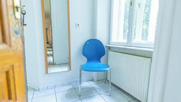 Eenvoudige kamer | Interieur