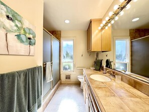 Shower, hair dryer - Monterey Dunes 228 - Moss Landing Townhome - A Mile of Beachfront! (Moss Landing)