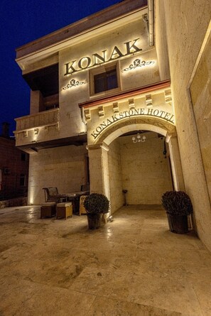 Exterior detail - Konak Stone House (Urgup)