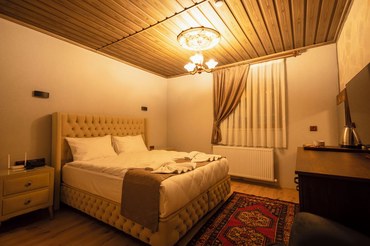 Classic Room | Free WiFi