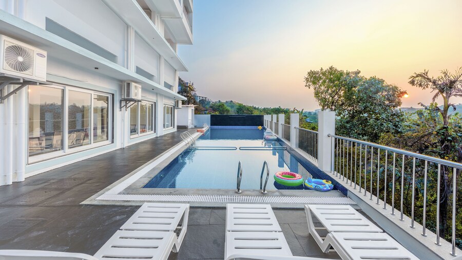 Alaya Stays Midpoint UMA 1 Room Suites