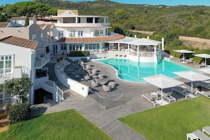 Exterior - Hotel with swimming pool in Conca Verde just 100 mt from the sea (Conca Verde)