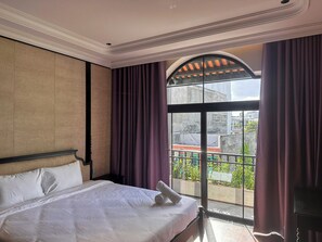 Iron/ironing board, Internet - SONG CAT VILLA 25AT17 - Enjoyable 5-bedroom house with AC in charming Đà Nẵng (Đà Nẵng)