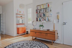 Apartment | Interior - Magnificent Apartment- 2br/4p- Near Sacre-coeur (Paris)
