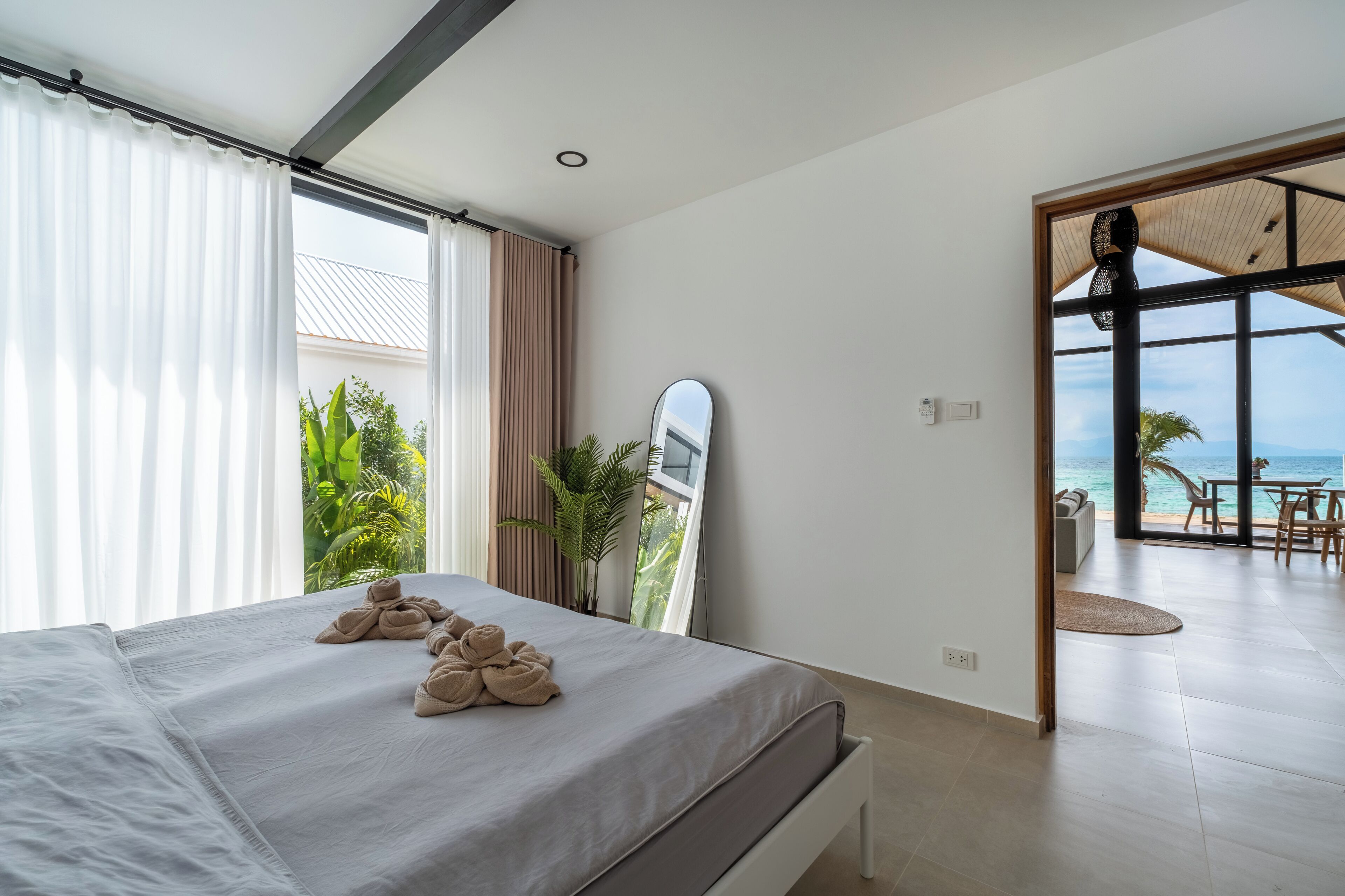 Comfort Villa, Beach View