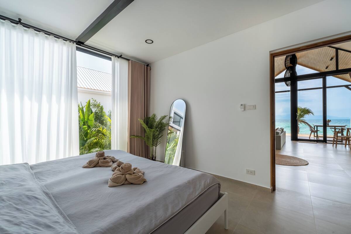Comfort Villa, Beach View