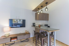 獨棟房屋, 4 間臥室, 陽台, 城市景觀 | 私人小型廚房 | 小冰箱、微波爐、爐台、義式濃縮咖啡機