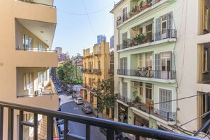 Casa, 4 camere da letto, balcone, vista città | Balcone
