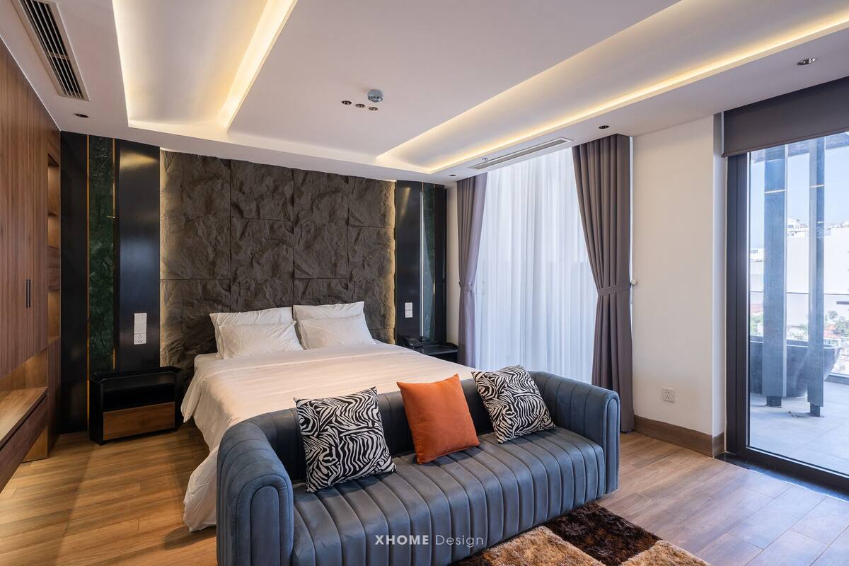 Design Penthouse, Balcony, Partial Sea View | In-room safe, soundproofing, free WiFi