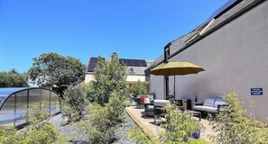 Terrace/patio - description (Pléhédel)