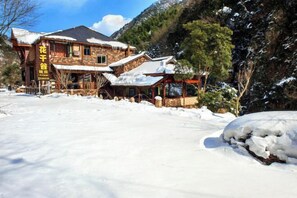 Exterior - Huaqiangu Hostel (Hangzhou)