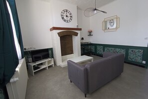 TV