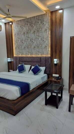 Free WiFi - New Hotel Avni (Varanasi)