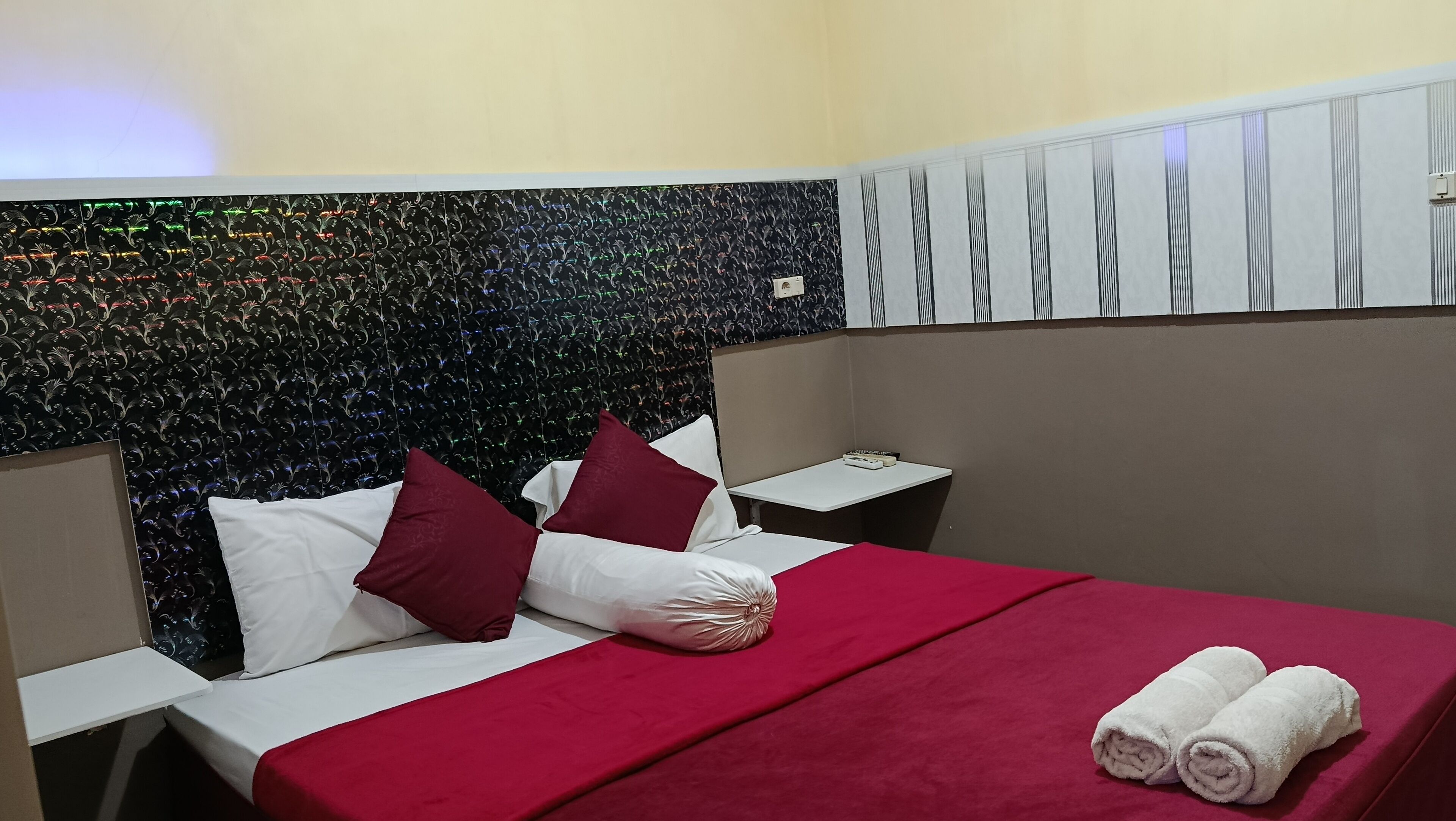 Standard Double Room, Balcony | Free WiFi