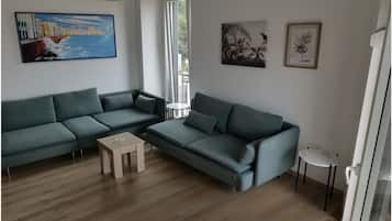 Escritorio y wifi gratis