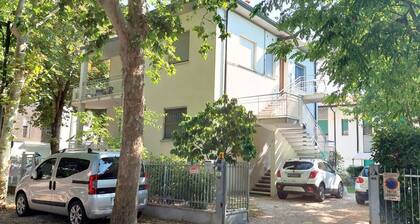 CN029 - Cesenatico, Villa Federica - Comfortable two-room apartment with parking space
