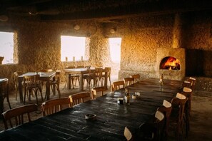 Einzelzimmer | Speisen im Freien