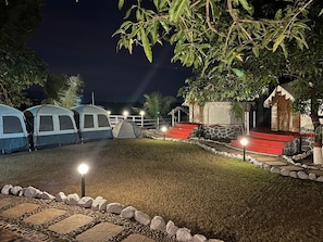 Property grounds - Riverbell Selfie Point Cottage (Shahapur)