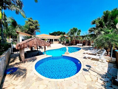 Casa de campo com Wi-Fi e lazer em Mairinque/SP