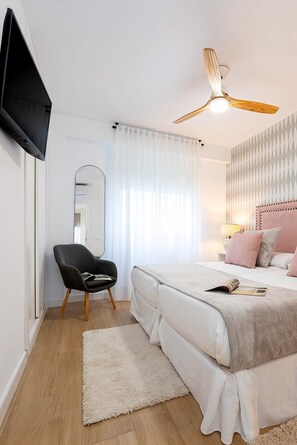 Appartamento (2 Bedrooms) | 2 camere, ferro/asse da stiro, Wi-Fi gratuito, lenzuola