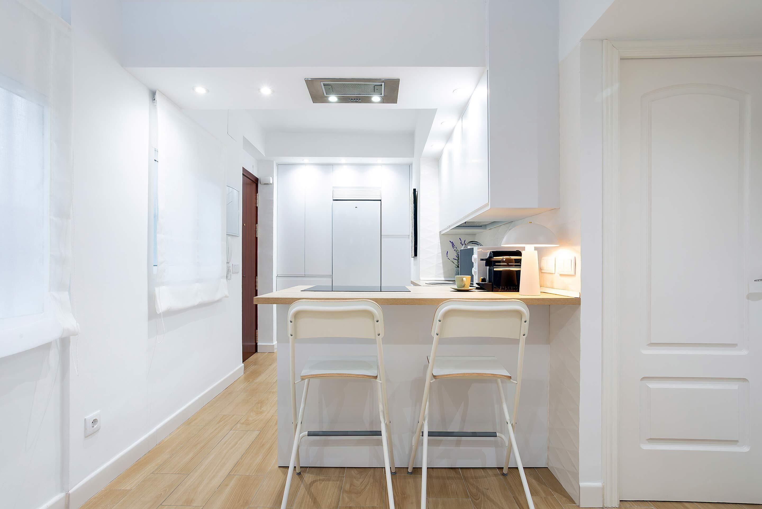 Apartment (2 Bedrooms) | Private kitchen | Full-size fridge, microwave, stovetop, dishwasher