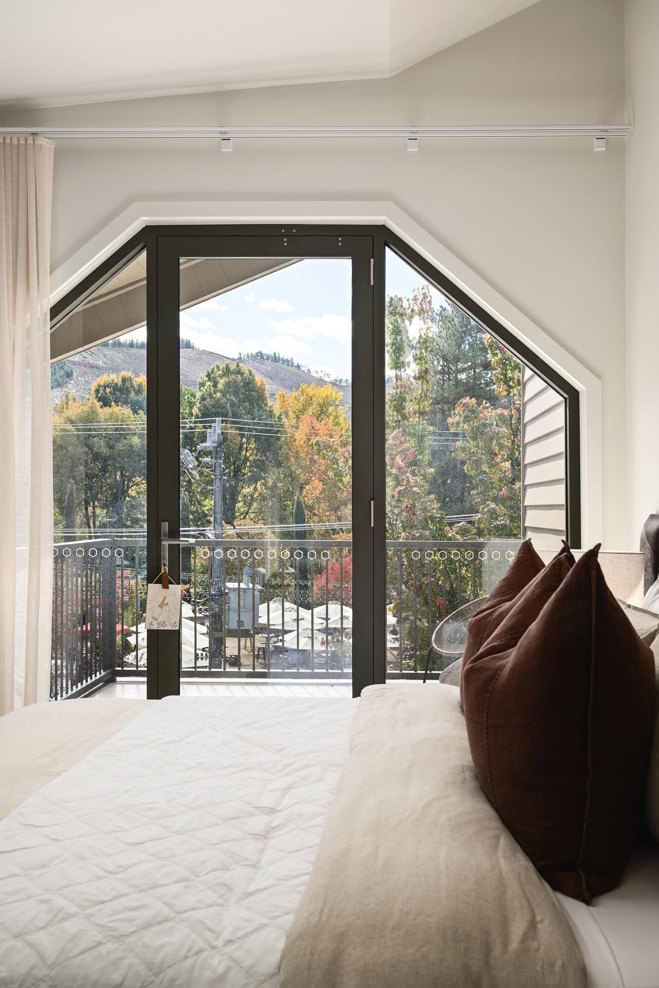 3 chambres, fer et planche à repasser, accès au Wi-Fi (inclus)