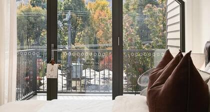 Apartment One - Apartments on Gavan - Welcome to Your Luxurious Getaway at Apartments on Gavan.