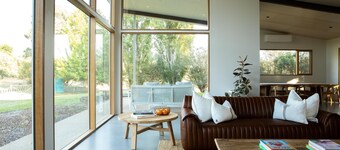 Silver House, Ground Floor - Mt Buffalo Rd - Alpine Haven on Mount Buffalo Road – A Spacious Retreat for Families, Friends & Nature Lovers