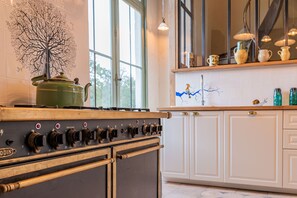 Ofen, Herdplatte, Geschirrspüler