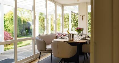 Appartement Alm-Atelier, Ă©lĂ©gant, calme, terrasse privĂ©e, Wi-Fi, prĂšs de la forĂȘt et des vignes