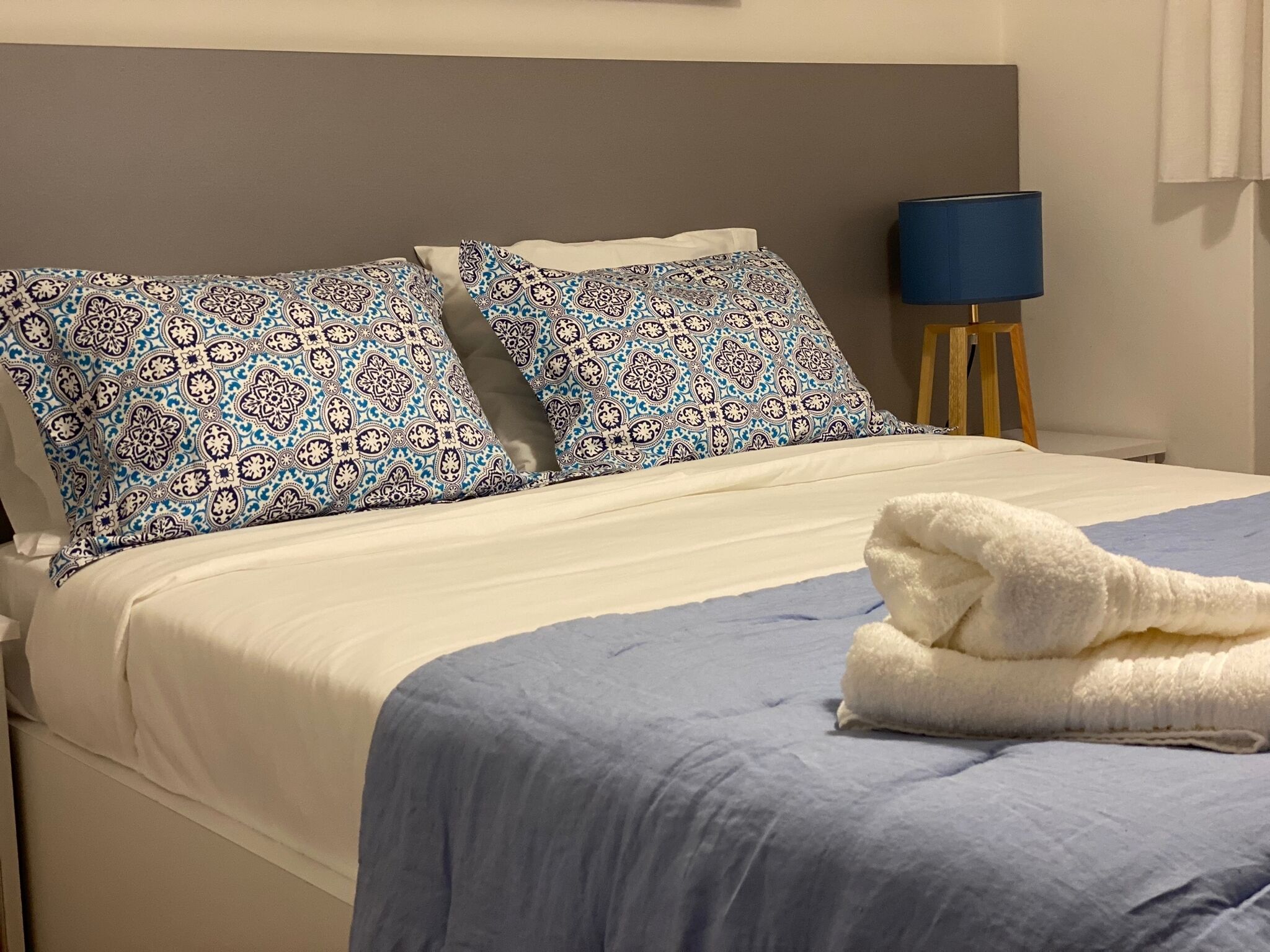 4 bedrooms, iron/ironing board, Internet