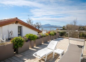 Terrace/patio - Gasparina Pool Lakeview & Terrace apartment (Castelnuovo del Garda)