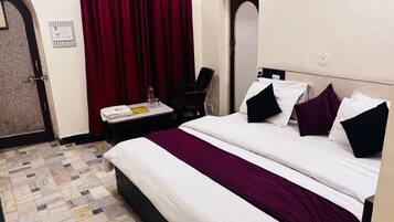 Deluxe Room | Free WiFi