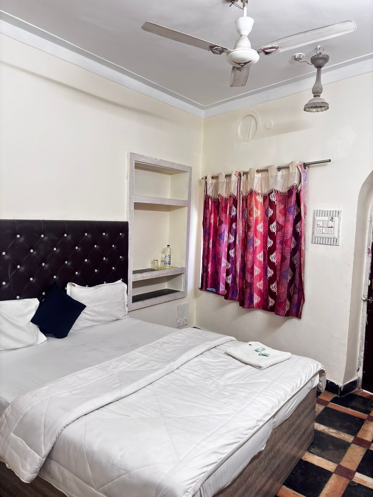 Rom – standard | Wi-fi (inkludert)