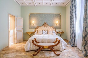 Suite Premier, vistas al parque | Escritorio, espacio para trabajar con un portátil, wifi gratis