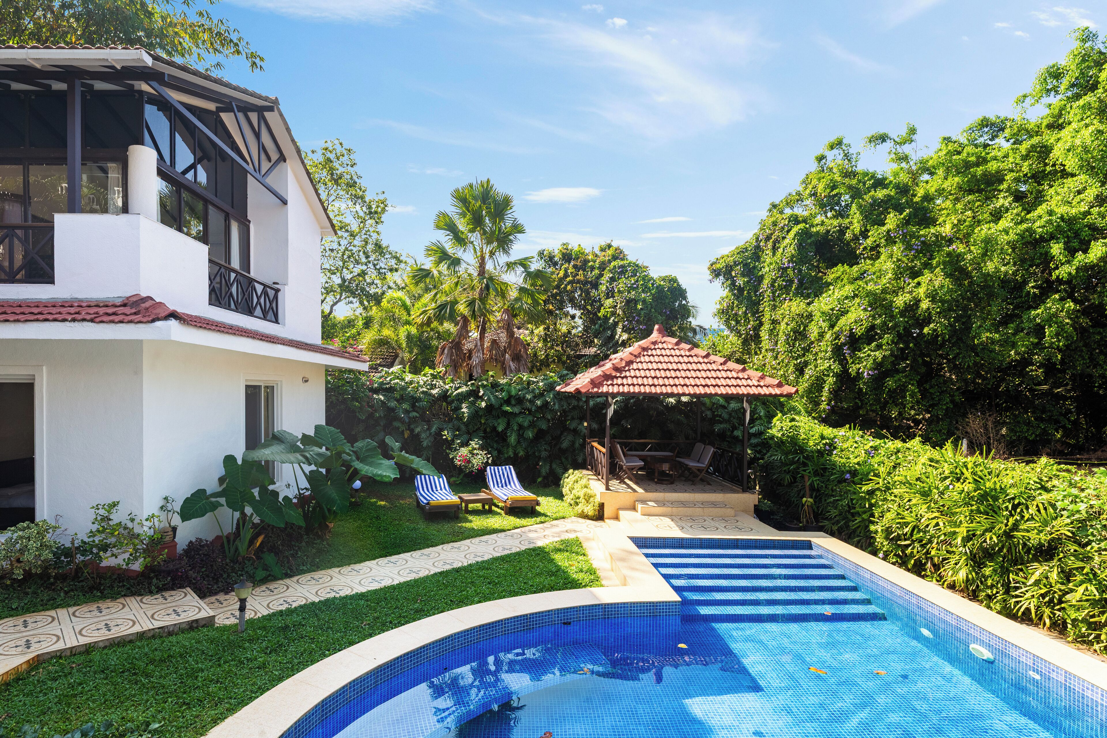 Vila família | Piscina