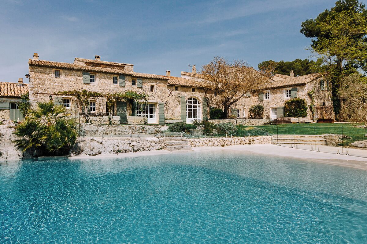 Seasonal outdoor pool, open 8:30 AM to 8:30 PM, pool umbrellas