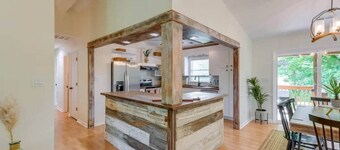 Pet Paradise: Mooresville Escape