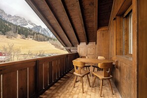 Outdoor dining - Brand new apartment in San Vito di Cadore (San Vito di Cadore)