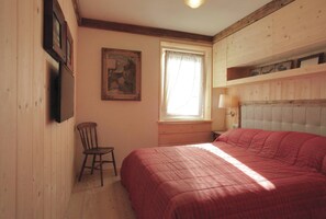 2 chambres, bureau, fer et planche à repasser, Wi-Fi