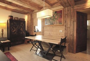 Dining - Brand new, beautiful ground floor flat (Cortina d'Ampezzo)