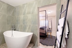 Vila superluxo, piscina particular, vista para o mar | Banheiro