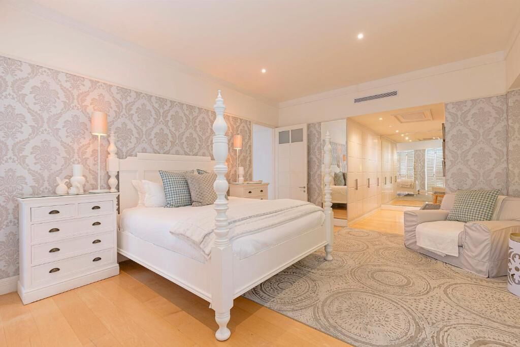 Vila superluxo, piscina particular, vista para o mar | Cofres nos quartos, ferros/tábuas de passar roupa, Wi-Fi de cortesia