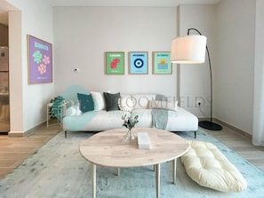 Leilighet, balkong | Oppholdsområde